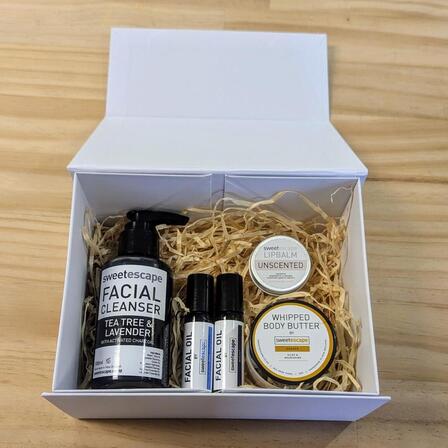 Face & Body Daily Pamper Pack  With Mandarin Whipped Body Butter & Mango Lip Balm