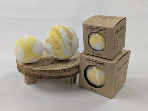Large Bath Bomb  Caramel